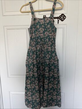 Sleeveless Green Floral Dress